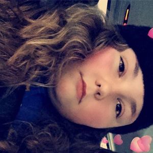 Meet your Posher, Kendalynn